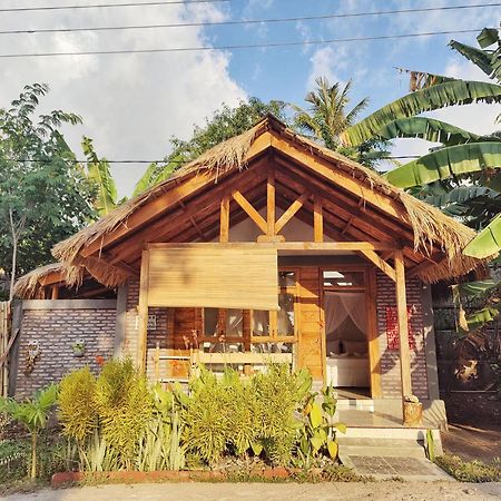 Hotel Cassabonelly Maumere Zimmer foto